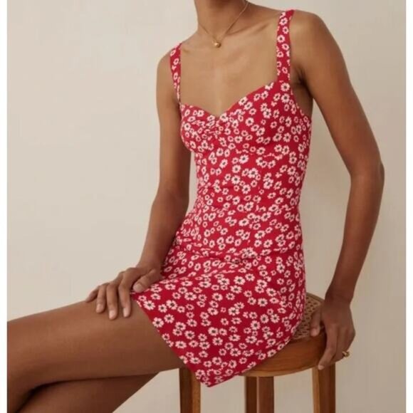 Reformation Dresses & Skirts - Reformation 4 Baldwin Red Daisy Mini Dress